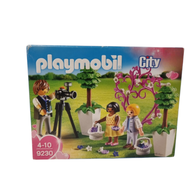 PLAYMOBIL City Life, Gėlių vaikai ir fotografas (pažeista pakuotė) PLAYMOBIL City Life, Gėlių vaikai ir fotografas (pažeista pakuotė)